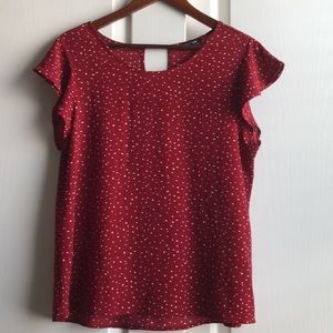 Flutter Sleeve Keyhole Top